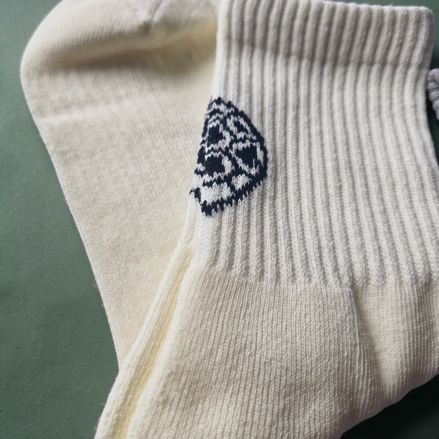 Chaussettes mi-mollet jacquard - The Turtle